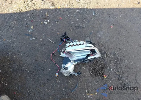 2013 Chrysler 300 Motown from USA, damaged, VIN 2C3CCARG6DH560069